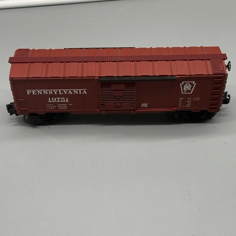 Lionel 6-25057 Pennsylvania PRR 19751 Boxcar O Gauge Freight Car Red Untested